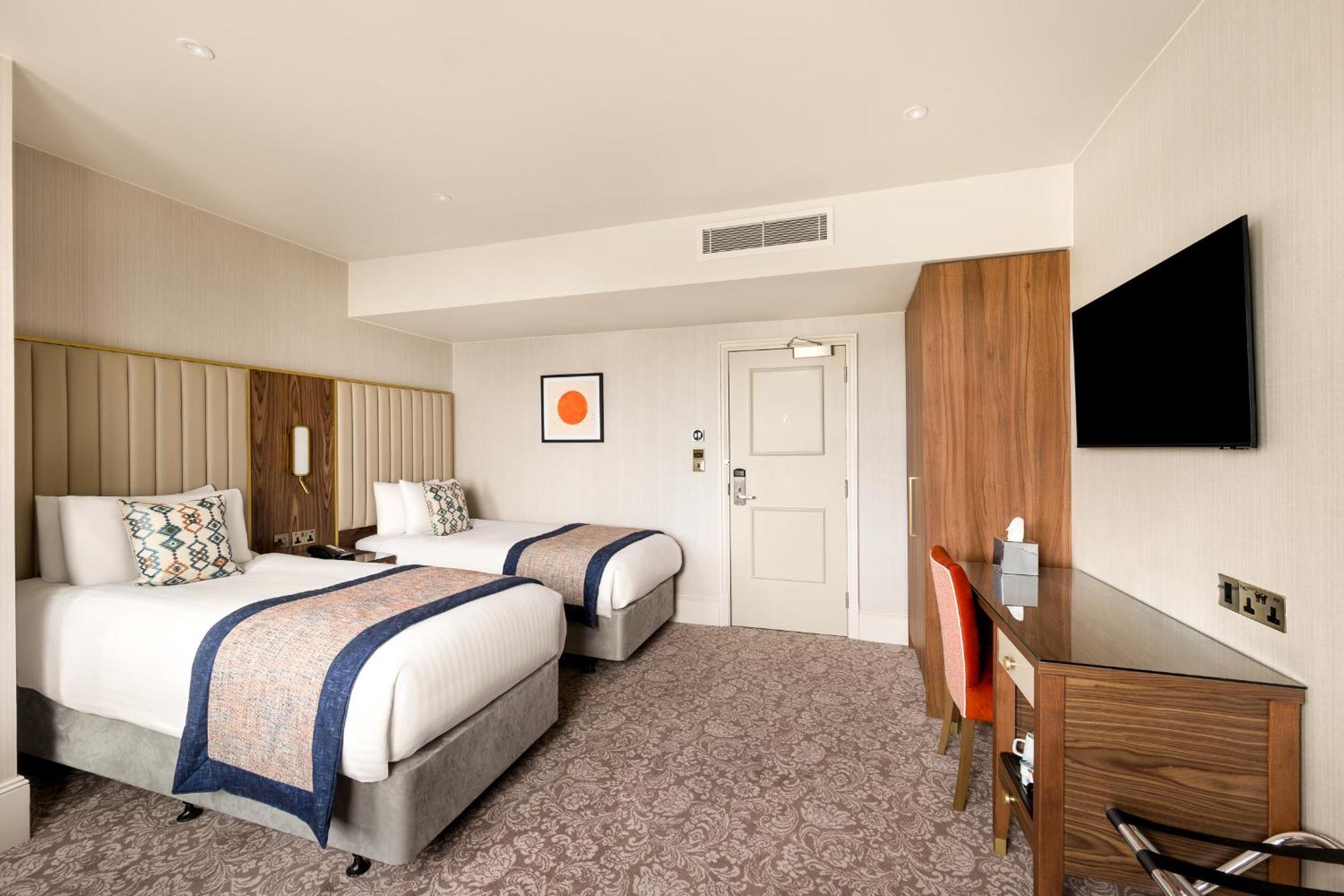 Hotel Voco The Clifton Folkestone By Ihg Exterior foto
